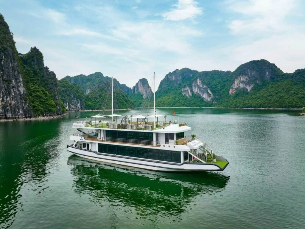 hercules premium cruise overview