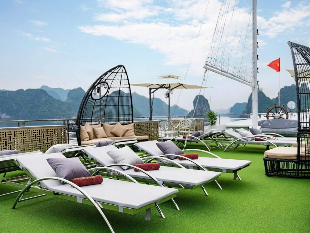 hercules premium cruise sundeck